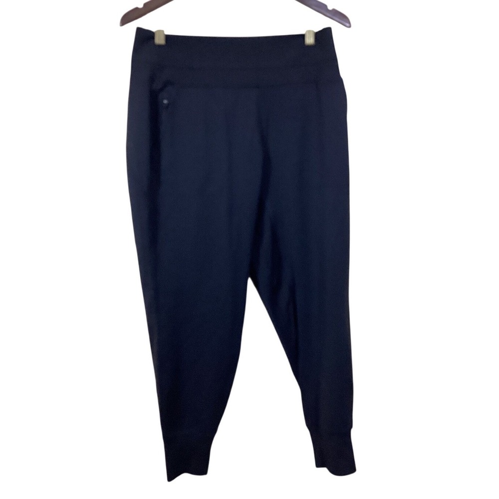 Athleta Venice High Rise Joggers,  travel, capsule, wardrobe, mindful movement